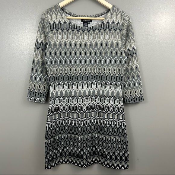 Papillon Patterned 3/4 sleeve Mini Dress Size Small - Picture 2 of 10